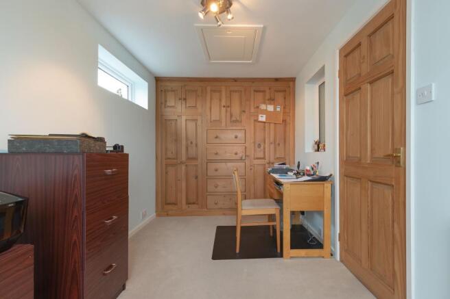 Bedroom 2 (Double)