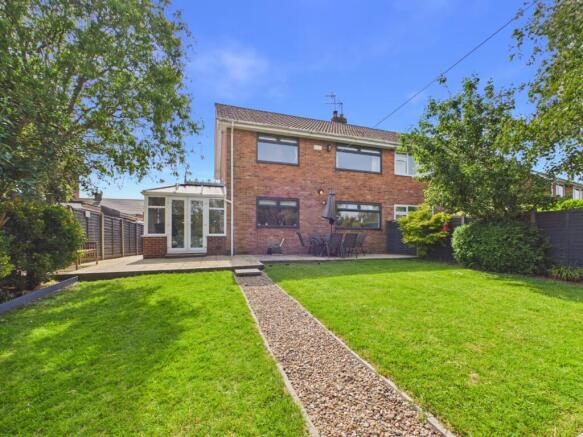3 bed Semi-Detached for sale Image 4