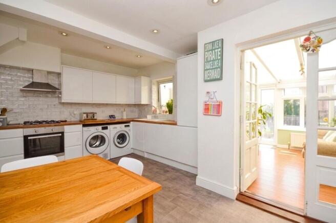 KITCHEN/DINER