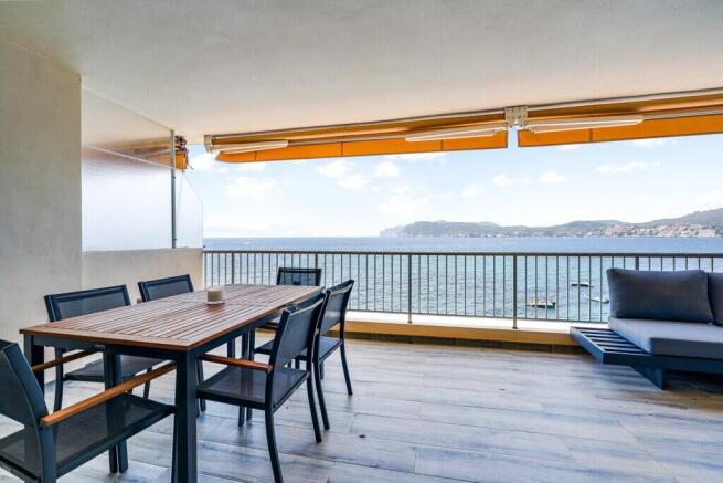 Terrace (1)