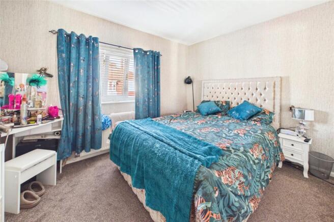 3 bed Semi-Detached for sale Image 11