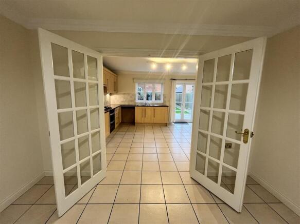 Kitchen/Dining room