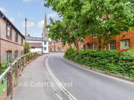35, Church Street, Dorking RH4 1DW