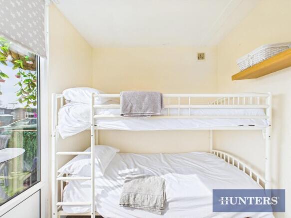 3 bed Park Home for sale Image 8
