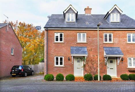 Oak Farm Close, Milcombe