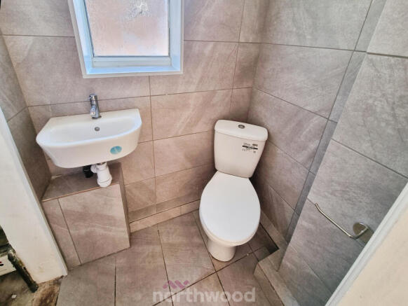 3 bed Semi-Detached for sale Image 5
