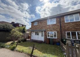 2, Highview Close, Potters Bar EN6 5PF