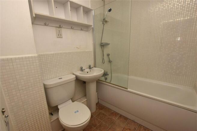 2 bed Apartment for sale Image 9