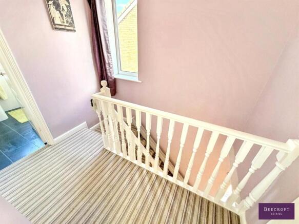 3 bed Semi-Detached for sale Image 10