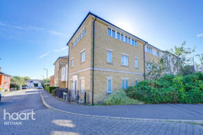 21, Bantock Way, Witham CM8 1BG