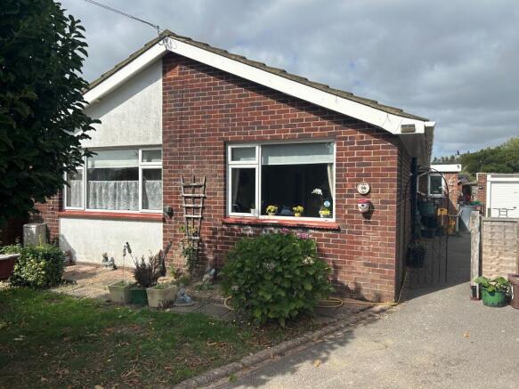 3-bed detached on Woodville Road, Fawley, Hampshire, £359,950