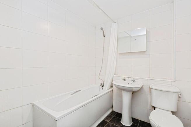 Apartment in London - View 5