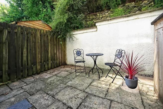 4 Gill Garth, Ulverston, LA12 7FF (5 of 1).jpg