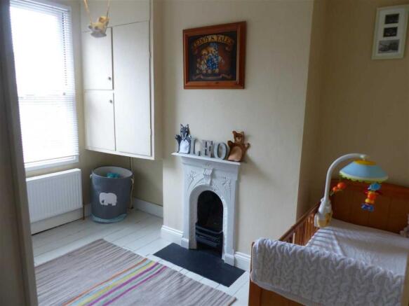 BEDROOM 2