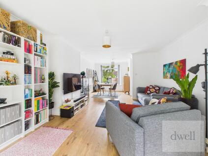 Petrie Crescent, Rodley, Leeds, LS13