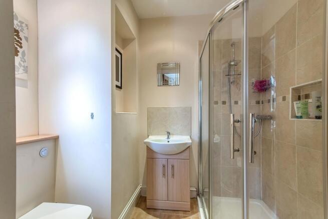 En-suite Shower/WC