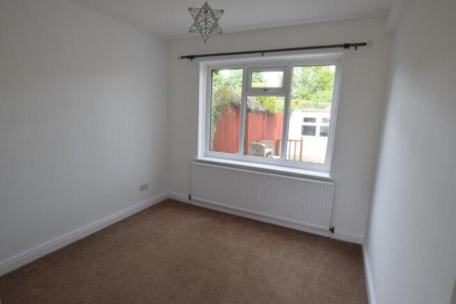 3 bed Town House for sale Image 8