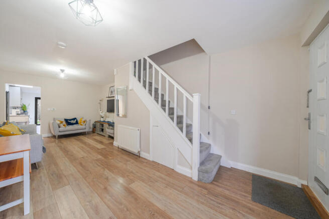 1405860-20-698b02...