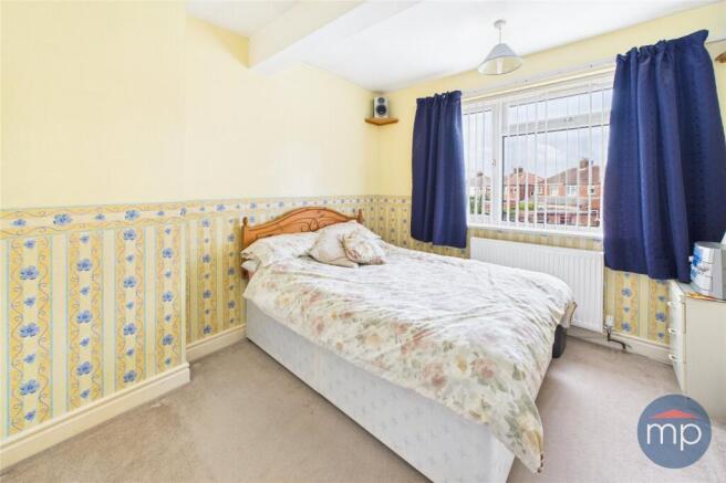 4 bed Semi-Detached for sale Image 9