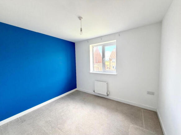 3 bed Terraced for sale Image 8