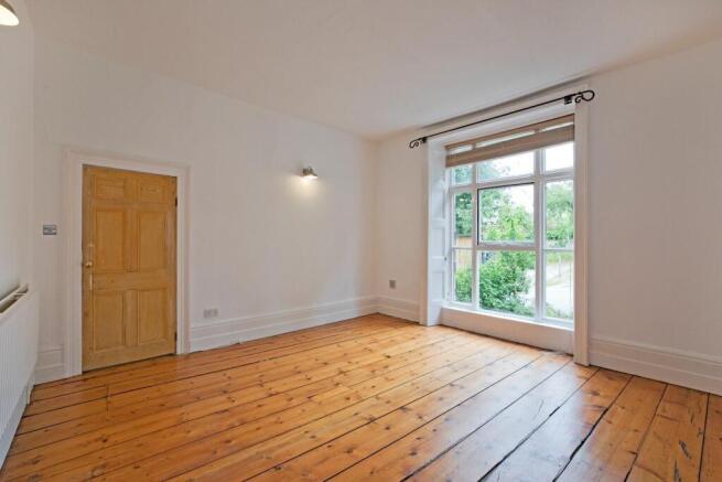2 bed Apartment for sale Image 12