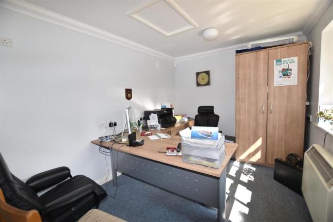 BRICK BUILT OFFICE/STUDY
