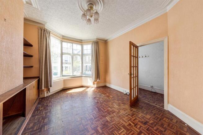 Woodstock Road, E17