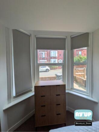 1 bed House Share to rent Image 4