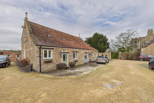 The Coach House, Mumbleys Lane, Thornbury, BS35 3J