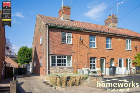 Swaffham Road, Dereham, NR19 2BA