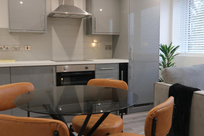 1 bed Flat to rent Image 9