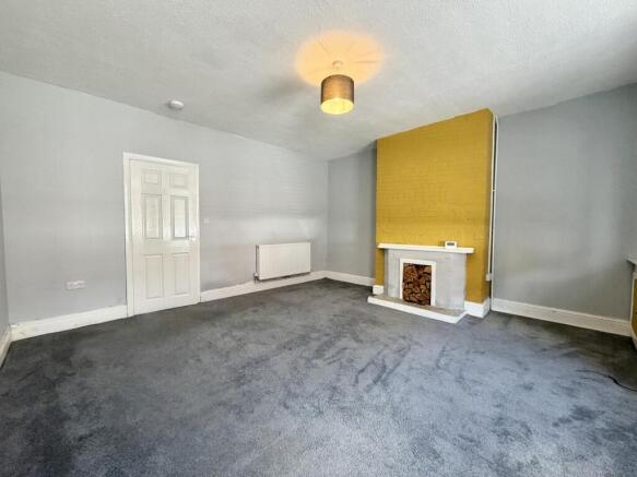 3 bed Terraced for sale Image 5