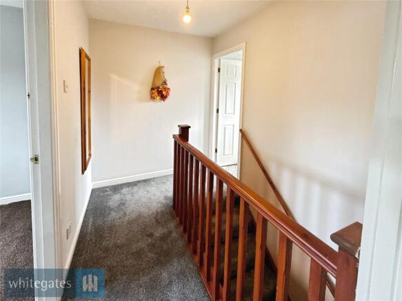 3 bed Semi-Detached for sale Image 6