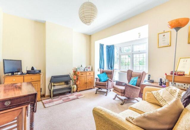 Sitting Room/Bed 3