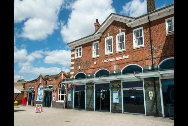Walking Distance to Clapham Junction