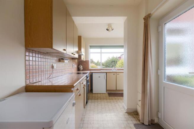 3 bed House for sale Image 5