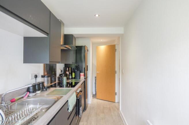 2 bed Flat for sale Image 5