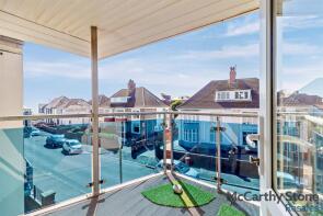 37, Middleton Court, Picton Avenue, Porthcawl CF36 3BF