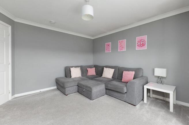 Flat G, 33 Osprey Crescent, Dunfermline, KY11 8JP photo 3