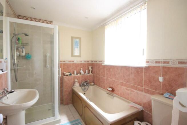 HOUSE BATHROOM