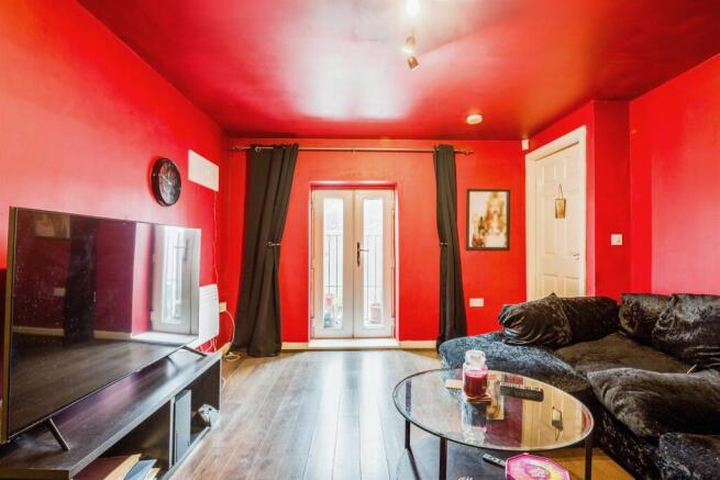 1 bed Apartment to rent Image 7