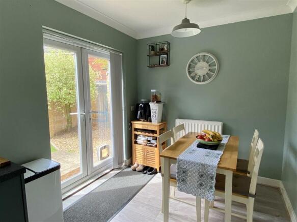 Kitchen/Dining
