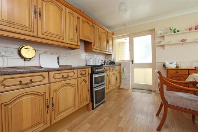 Kitchen..jpg