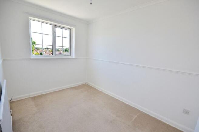 2 bed House to rent Image 10