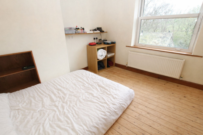 3 bed Terraced for sale Image 12