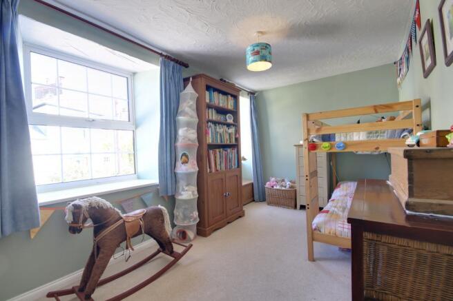 Bedroom 2 (Double)