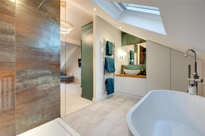 En Suite Bathroom