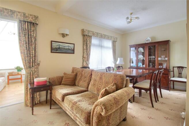 2 bed Bungalow for sale Image 10
