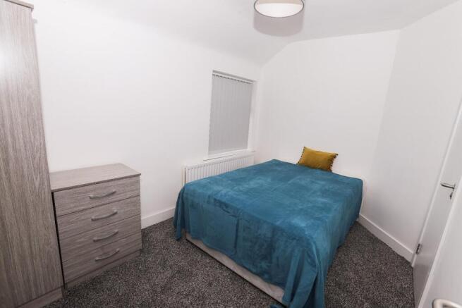 5 bed Terraced to rent Image 12