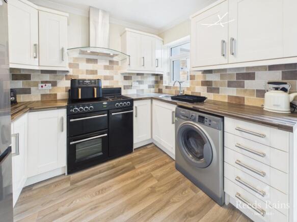 3 bed Detached for sale Image 5